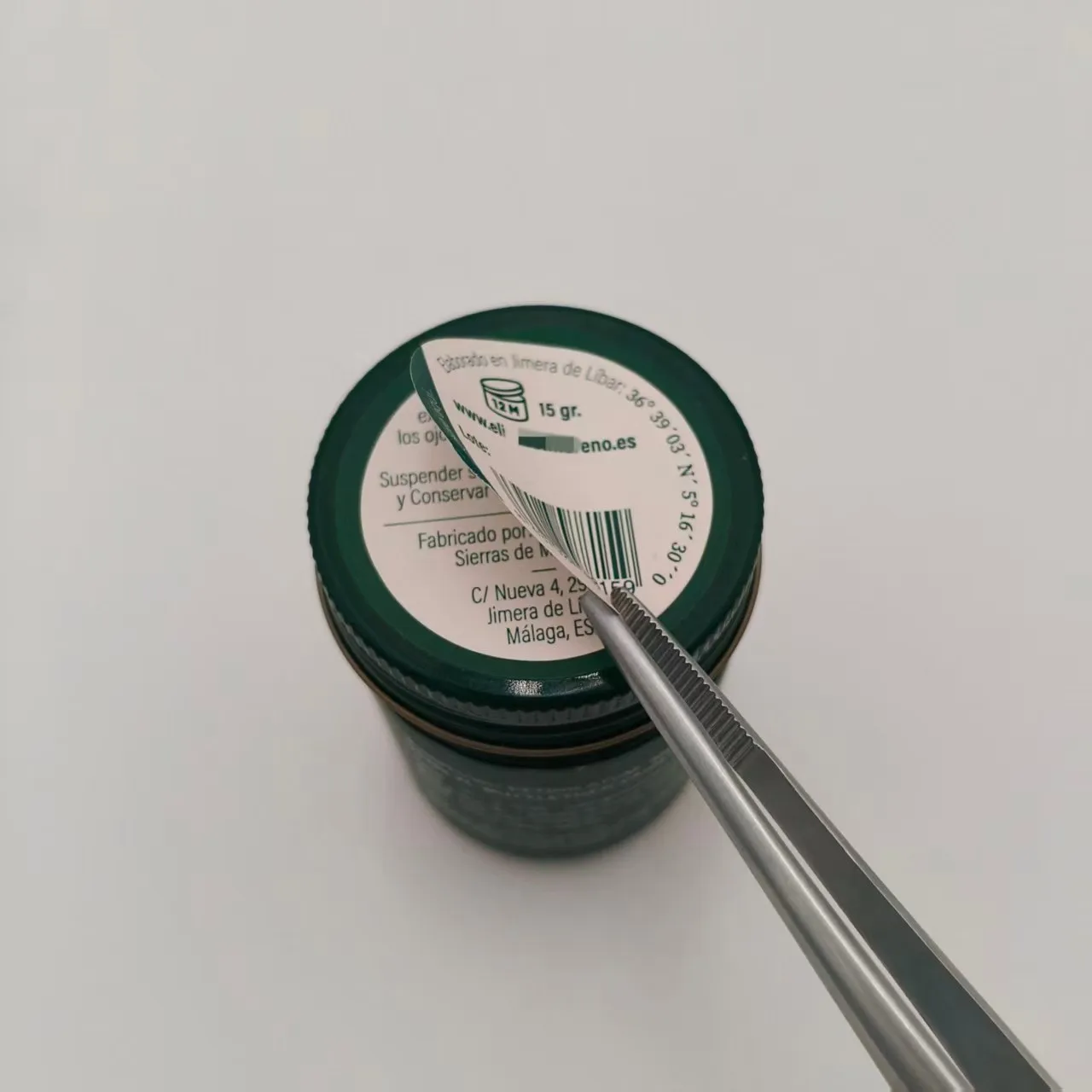 Kelių sluoksnių sulankstoma etiketė